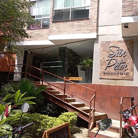 Beautiful & Comfortable Apartment In Laureles メデジン エクステリア 写真