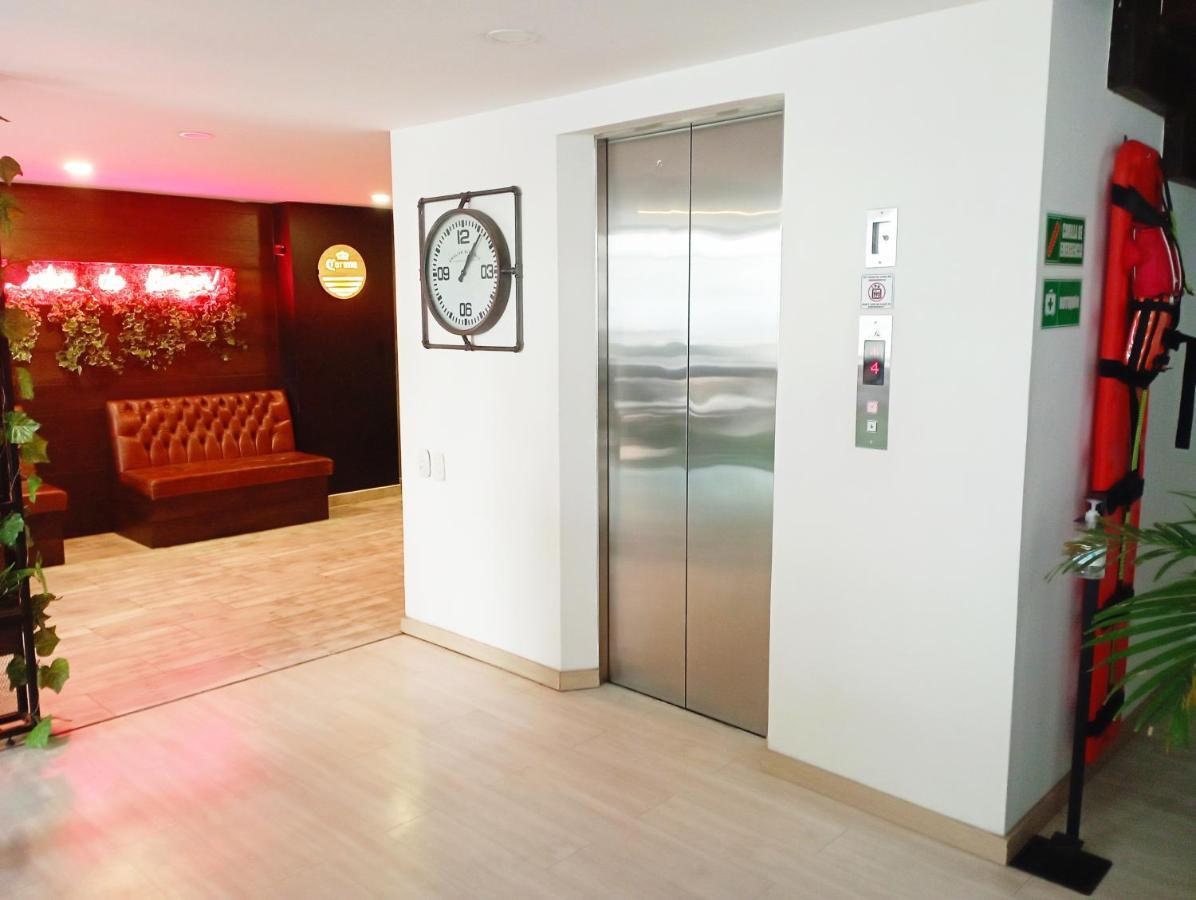 Beautiful & Comfortable Apartment In Laureles メデジン エクステリア 写真